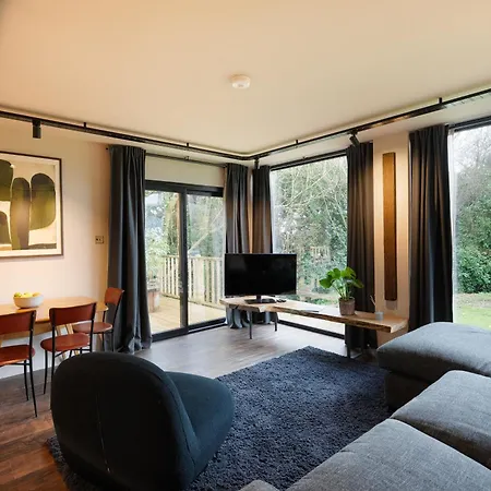 Luxury Container Lodge Bristol Exterior photo