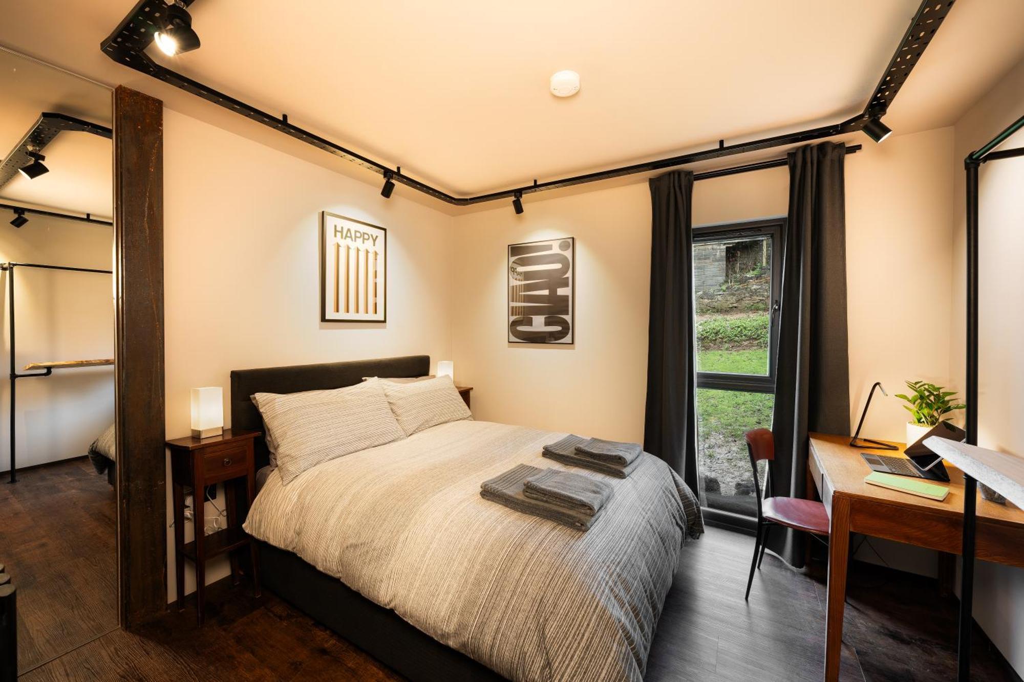 Luxury Container Apartment *